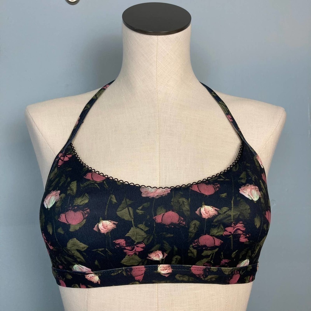 FABLETICS Nayara Lightly Lined Black Pink Floral Y Back Sports Bra Size XS
